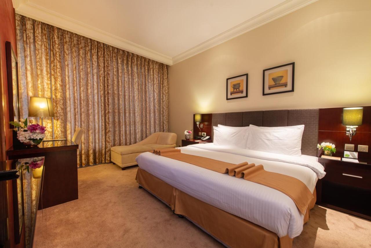 Mercure Corniche Al Khobar Exterior photo